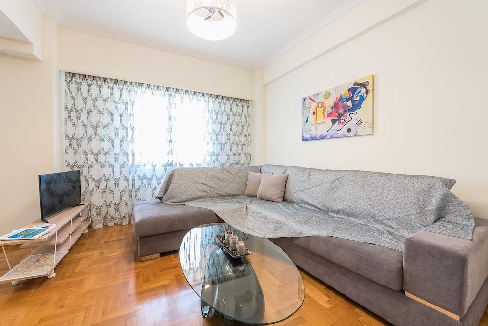 Comfy Apartment In Acropolis Area By Cloudkeys Athene Buitenkant foto